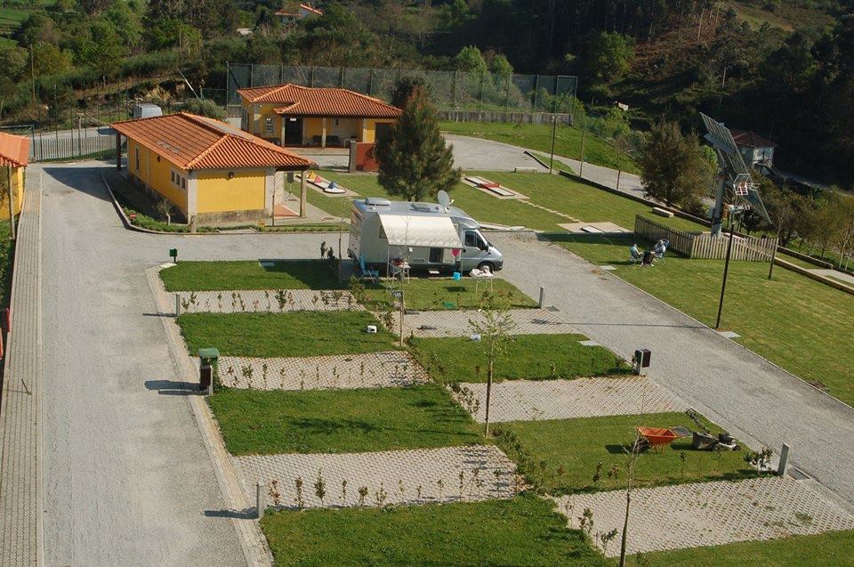 melhores parques de campismo perto de vila verde